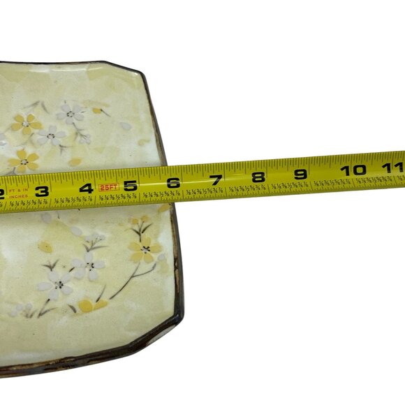 Handcrafted Floral Ceramic Serving Platter Yellow White Daisy Design Home Décor - Picture 2 of 7